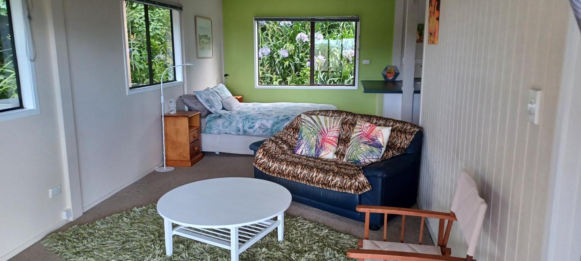 Mt Manaia View Holiday Studio Whangarei Heads Экстерьер фото