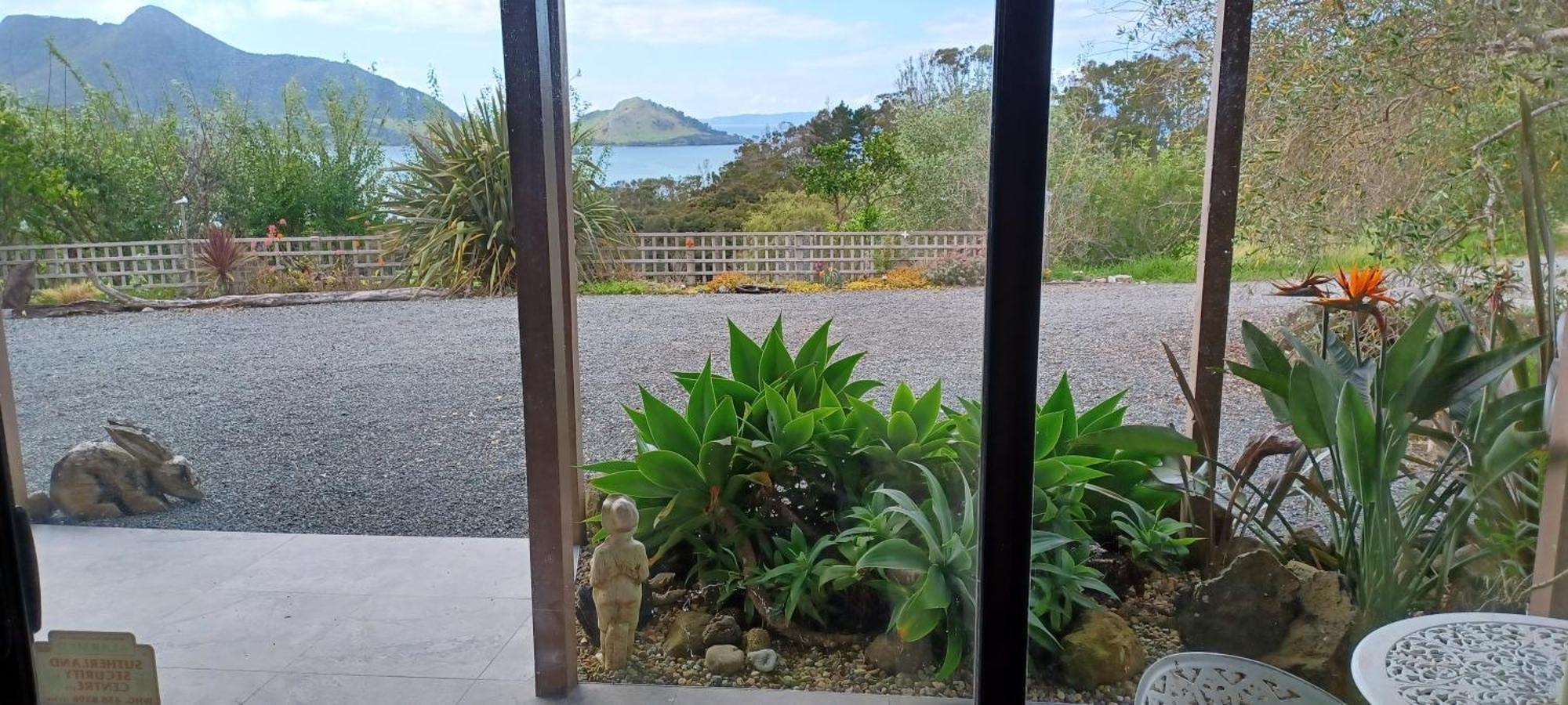 Mt Manaia View Holiday Studio Whangarei Heads Экстерьер фото